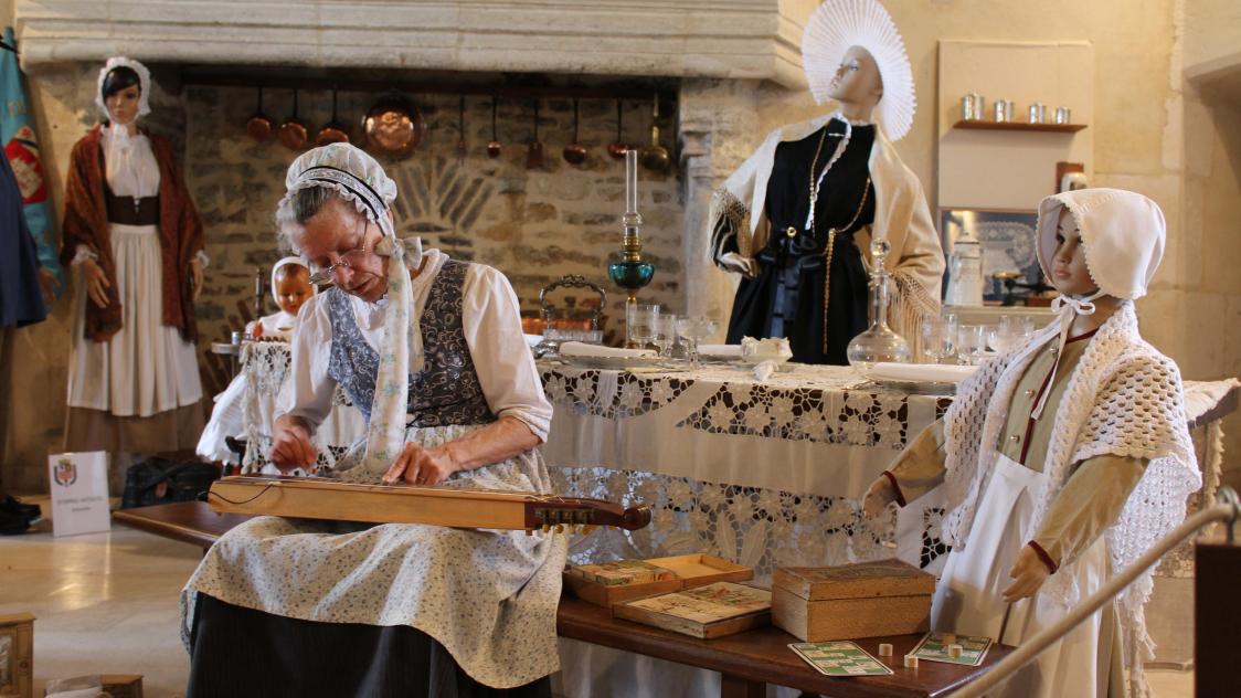 350 visiteurs pour un retour en 1850 Rumilly l s Vaudes